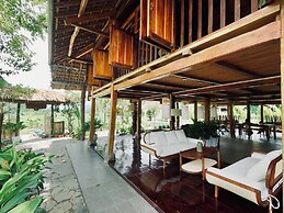 Thavill Retreat Hagiang