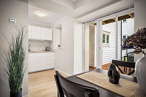 Corner Apartments