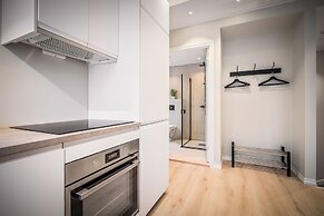 Corner Apartments
