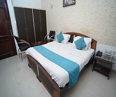 HOTEL MOON