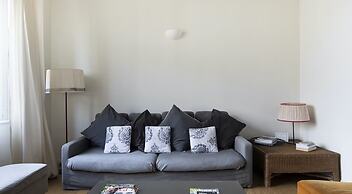 Charming 3-bed Apartment in Milano
