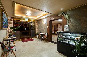 California Hotel