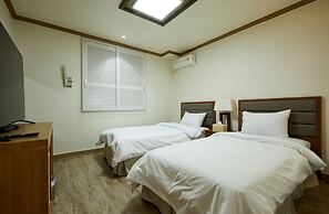 California Hotel