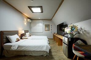 California Hotel