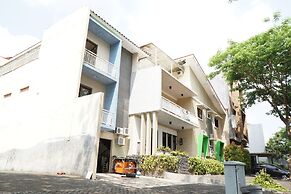 OYO 92863 Hotel Blessing