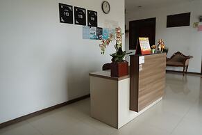 OYO 92863 Hotel Blessing