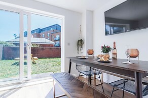 Swn Y Mor - 4 Bedroom - Llanelli