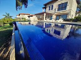 Pristine Bay Villas