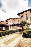 Pristine Bay Villas