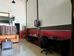 Hotel O Kost 3 Kelor Syariah