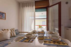 Great Accommodation With Balcony