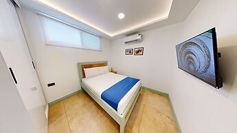 PRAGA APARTMENTS