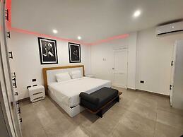 PRAGA APARTMENTS