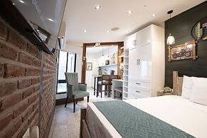 PRAGA APARTMENTS