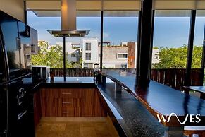2 Br. Spacious Great Located Top Amenities