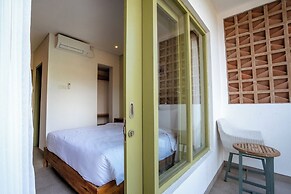 Honu Studio Living Bali