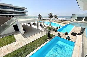 Kololi Sands