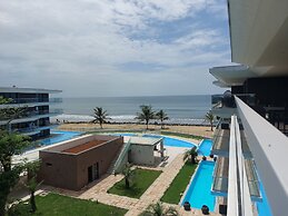 Kololi Sands