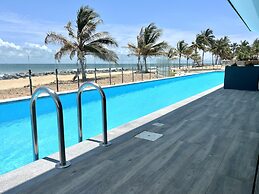 Kololi Sands