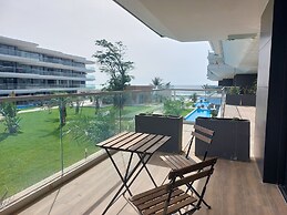 Kololi Sands