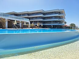 Kololi Sands