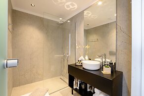 EcoHeaven Suites