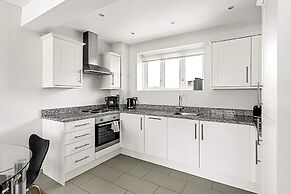 1-bed London Bliss: Putney Gem