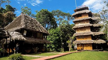Caiman Lodge
