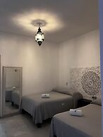 Baos Hotel & Restaurant