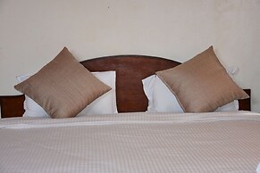Hotel Holy Inn