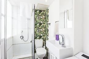 Port 2 Bedroom with 2 showers apartment