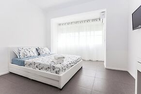 Port 2 Bedroom with 2 showers apartment