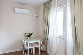 Ben Yehuda By theLight apartment