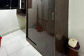 Apartment - Sleeps 2 - Parking - Wifi