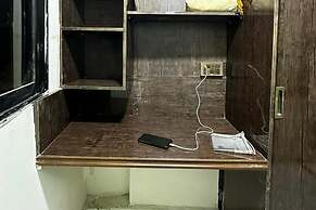Apartment - Sleeps 2 - Parking - Wifi