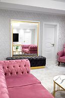 The Queen Palace