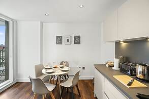 Inviting 2-bed Apartment in Manchester
