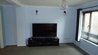 3 bed House Mkt Deeping - nr Peterborough Stamford