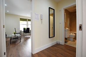 1-bed Apartment in Ealing, 3 Mins From Station