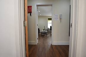 1-bed Apartment in Ealing, 3 Mins From Station