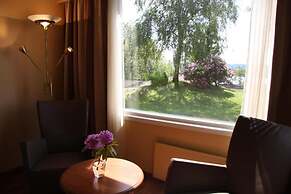 Westland Hotel