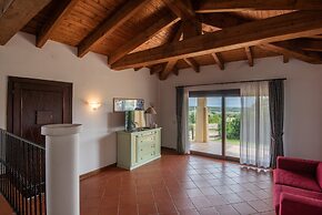 Charming Sea & Villas Villa and Extra Bed Possible Num2104