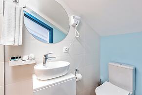 Blue Balcony Hotel
