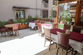 Mekan Otel Villa