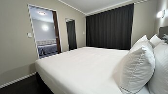 Marineland Motel