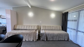 Marineland Motel