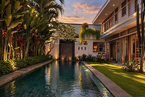 Villa Manusa by Villa Finder