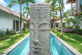 Villa Palm Tree