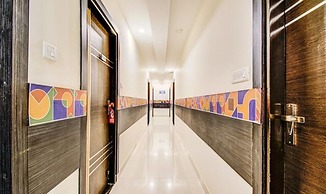 Fabhotel Crown Residency
