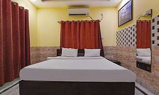 Fabhotel Utsav Palace